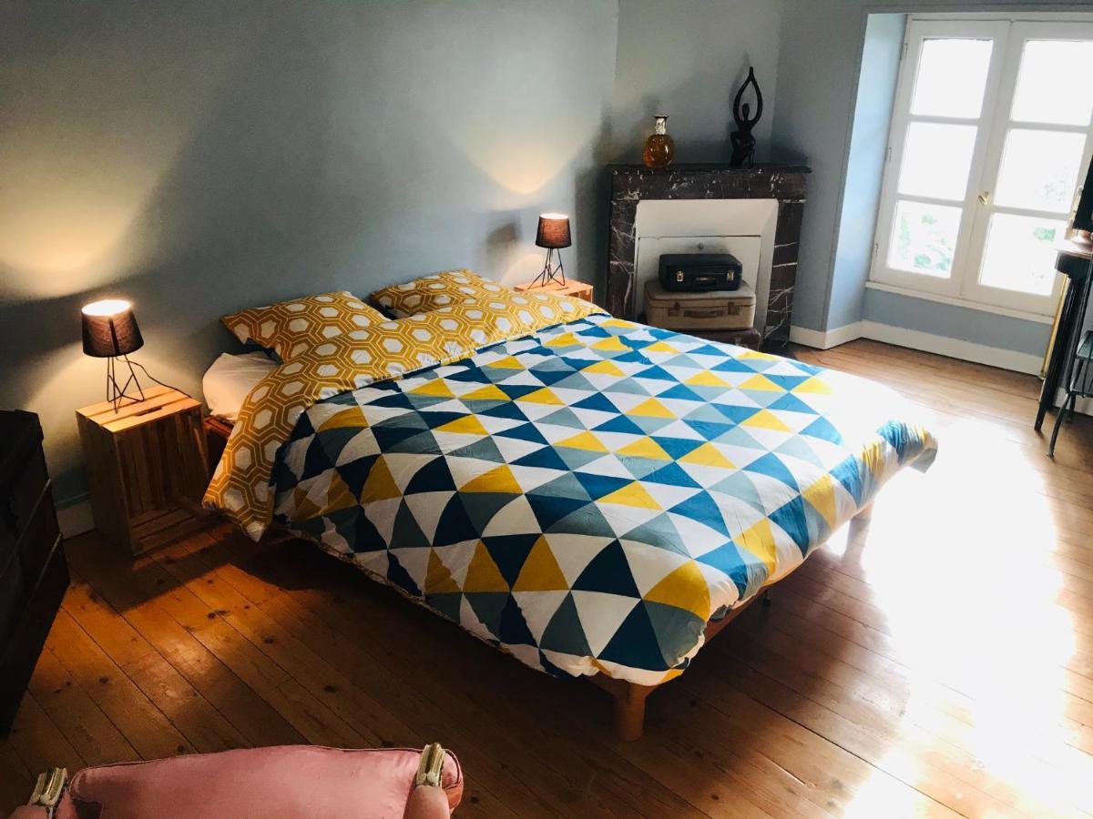 Mazette! Le Chateau Bed & Breakfast