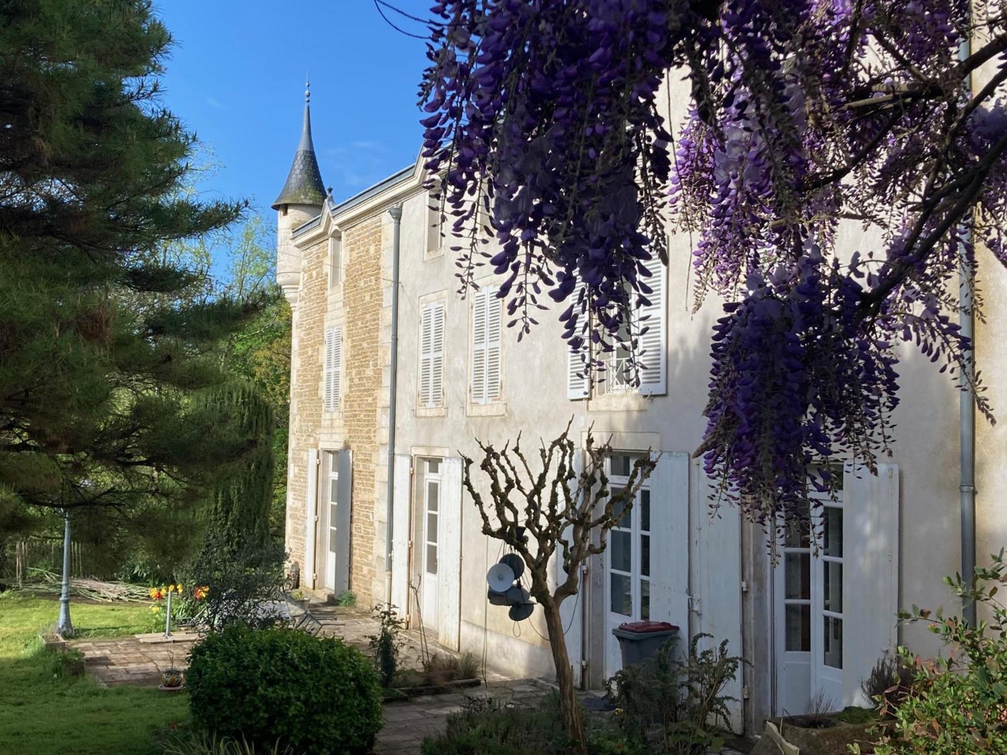 Bed & Breakfast Mazette! Le Chateau Niort